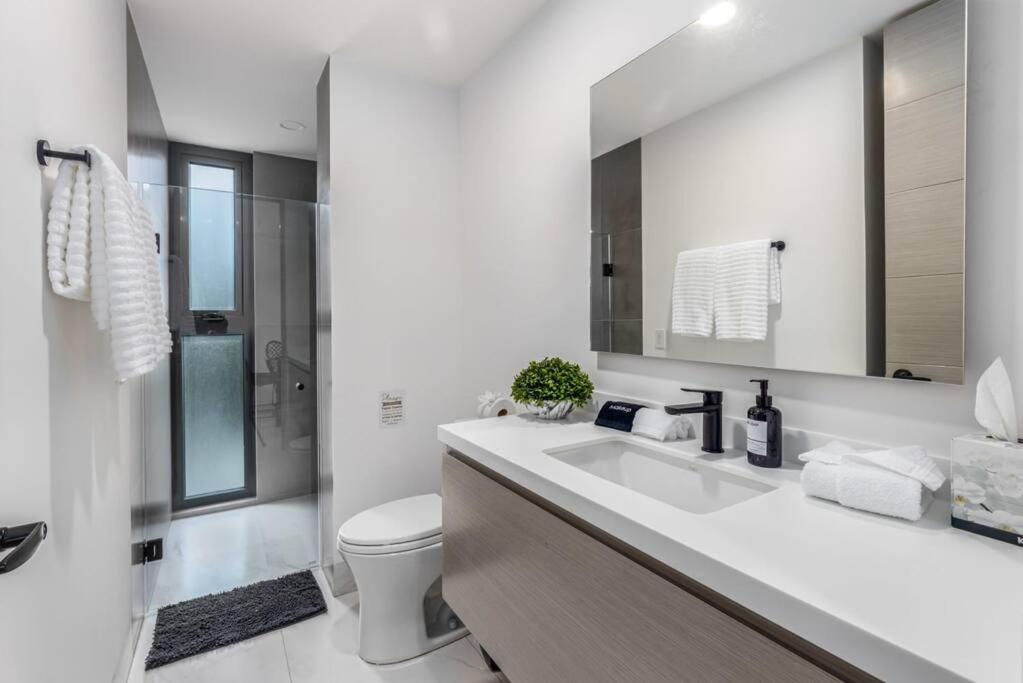 Endless Summer - 2Bed 2Bath Condo - Seasonly Heated Pool With Ocean Views - 5Min Walk To Beach - Fibre Internet - Sleeps 6 Cabo San Lucas Esterno foto