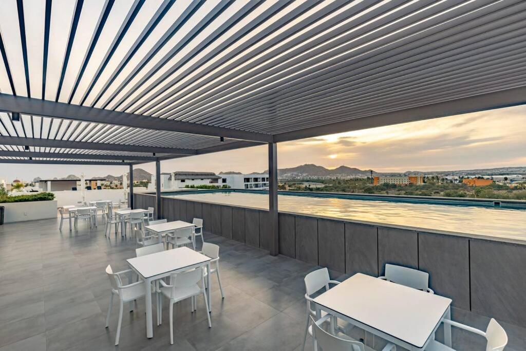 Endless Summer - 2Bed 2Bath Condo - Seasonly Heated Pool With Ocean Views - 5Min Walk To Beach - Fibre Internet - Sleeps 6 Cabo San Lucas Esterno foto